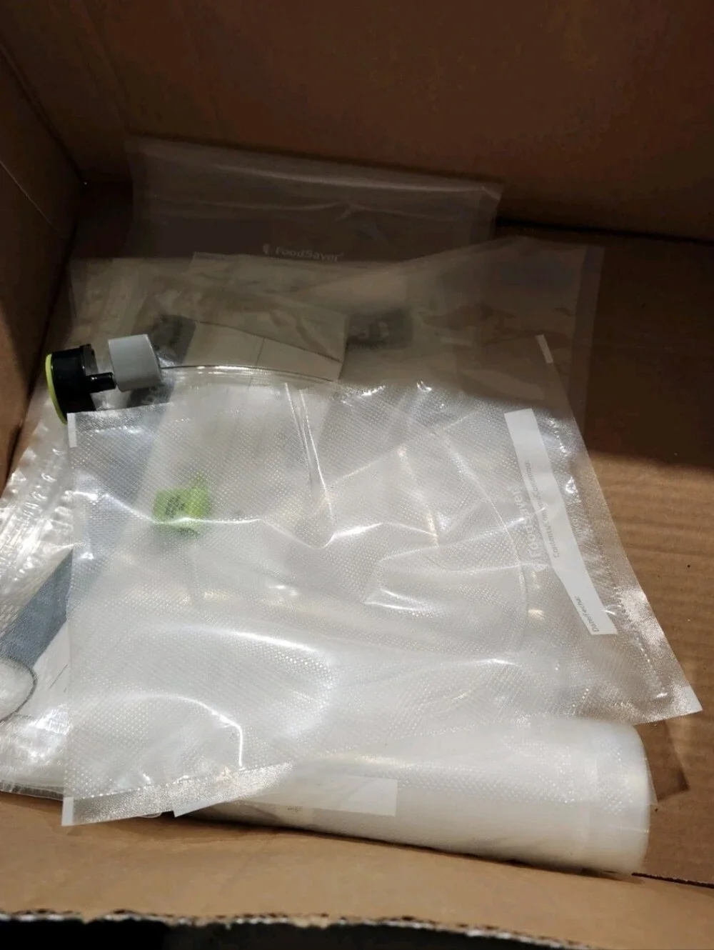 FoodSaver Vacuum Sealer VS2270 With Bags